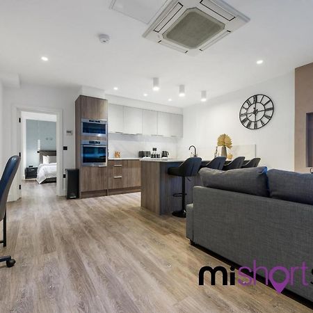 The Residence Fitzrovia - Private One Bedroom Apartment With Own Entrance Londra Dış mekan fotoğraf