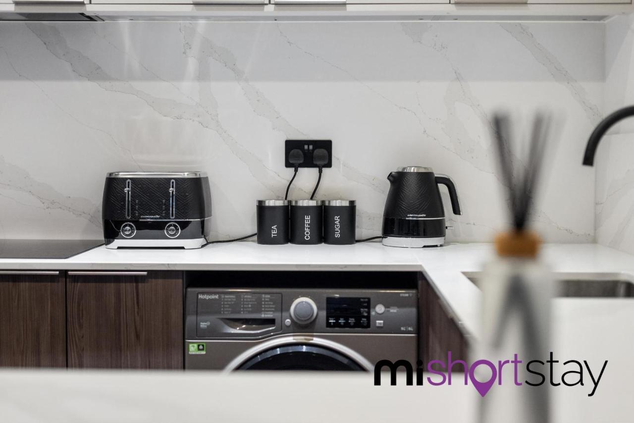 The Residence Fitzrovia - Private One Bedroom Apartment With Own Entrance Londra Dış mekan fotoğraf